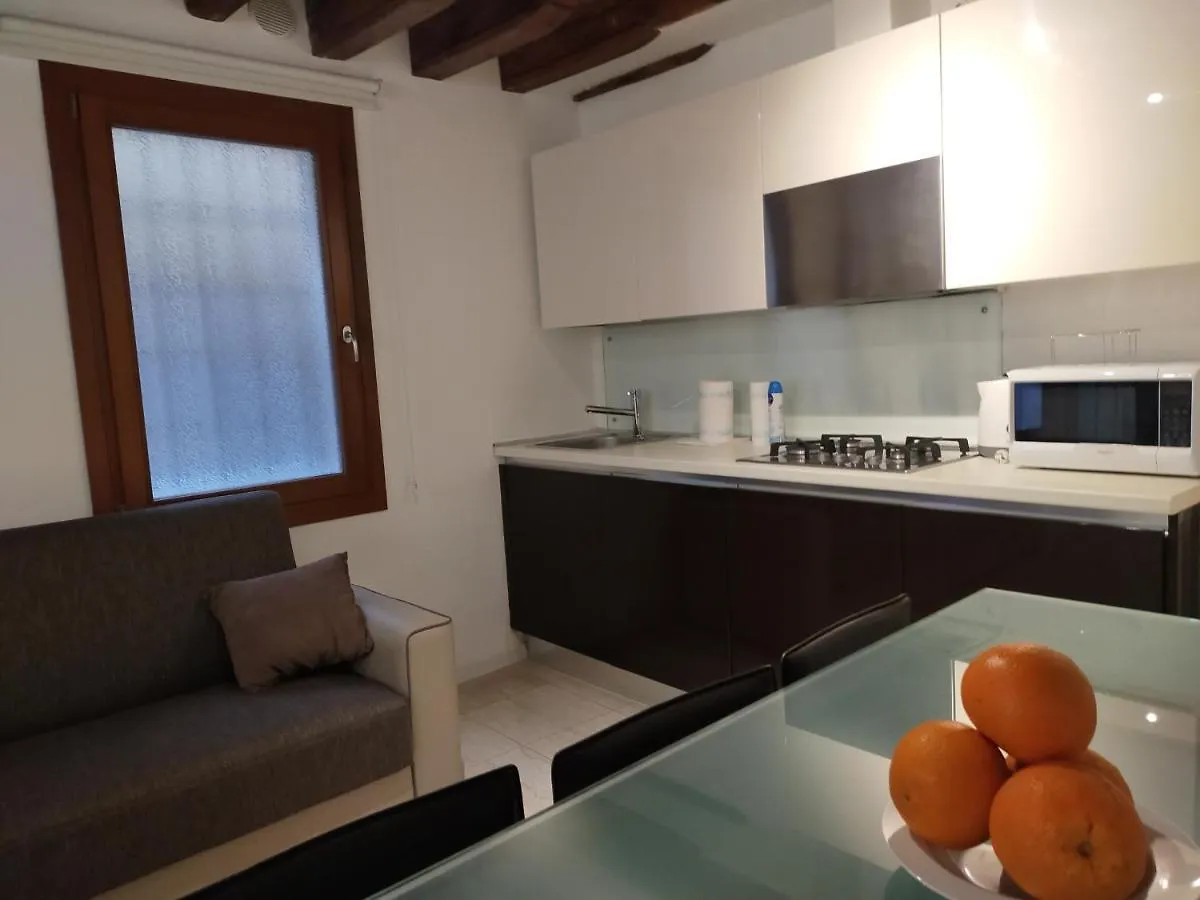 Biennale Apartment Near San Marco Venedik İtalya