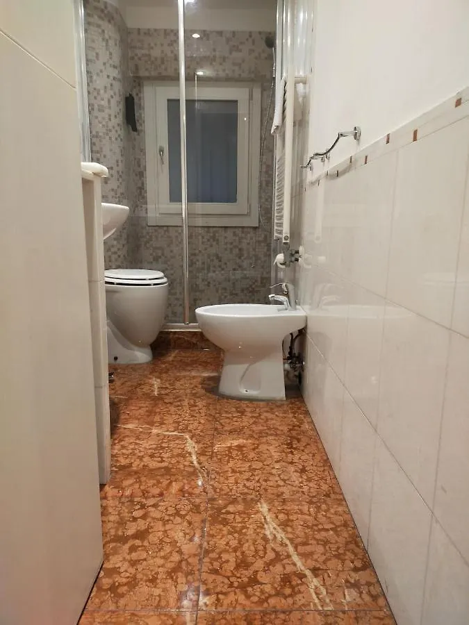 Biennale Apartment Near San Marco Velence